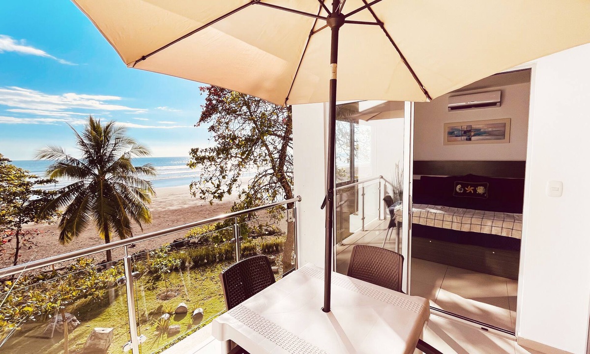 Bejuco Apartment | Welcome to your beachfront condo in Playa Bejuco!
