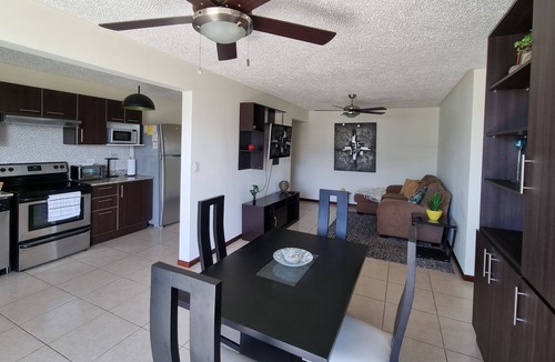 San Rafael Condo | NEW[100mbps + HomeOffice] Mindful-Stay@Casa Dharma 🧿✨