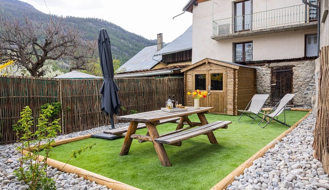 The White Vaults - Serre Chevalier 1350