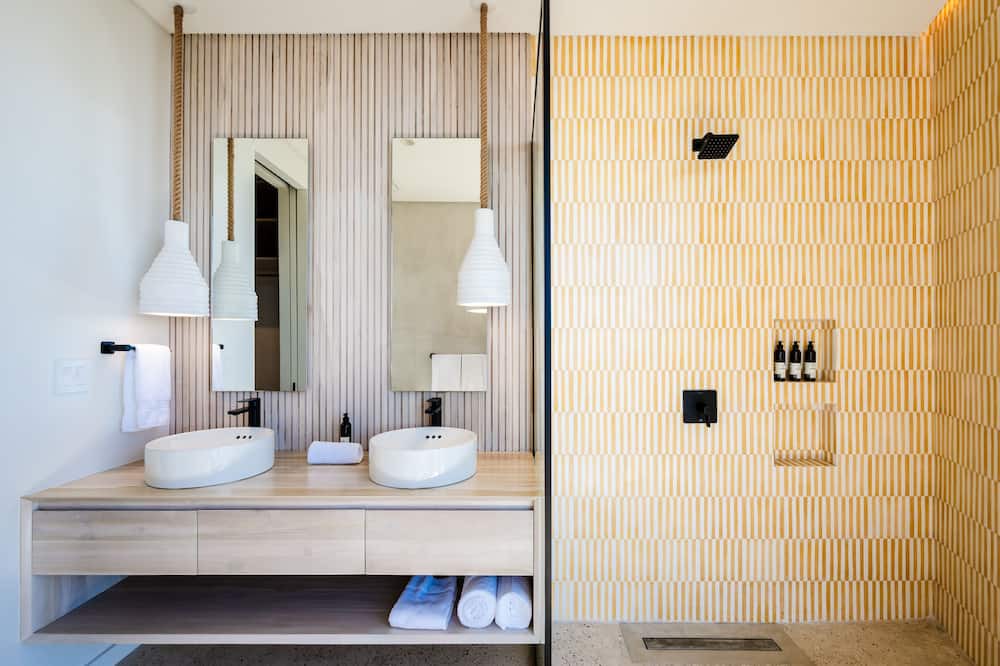 Photo of Bathroom in Tamarindo